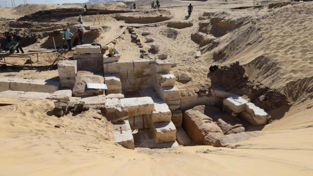 Un faraón desconocido aparece en Egipto.
