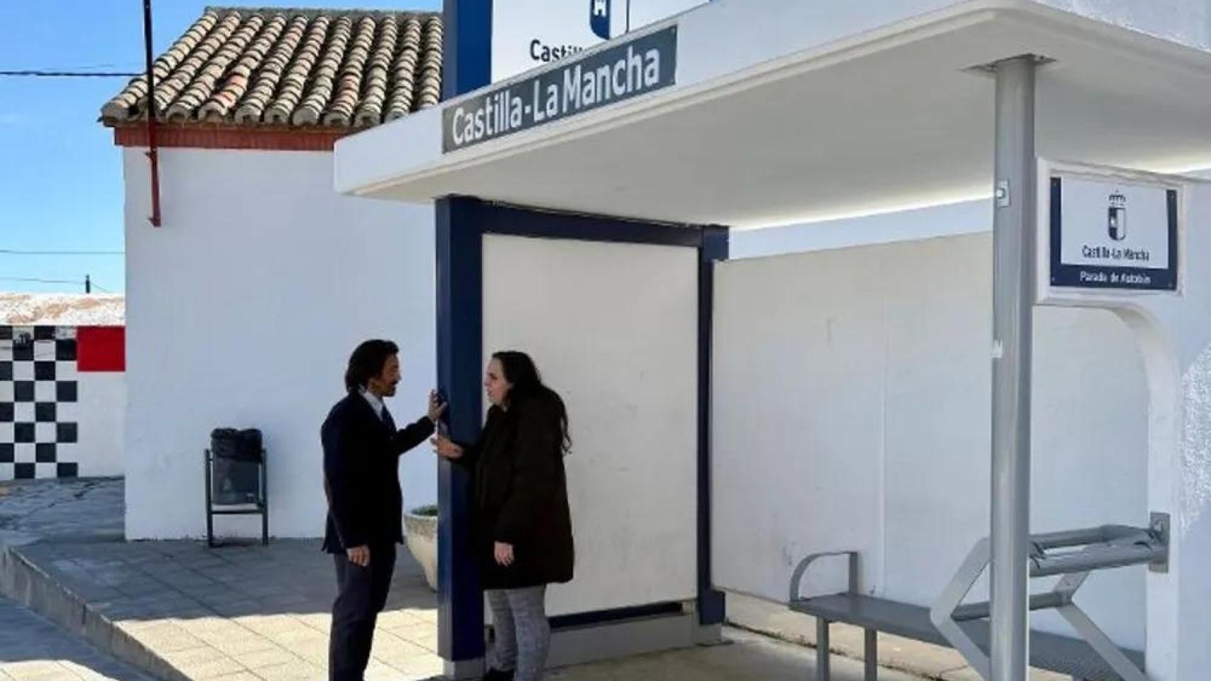 Imagen de una de las marquesinas instaladas.