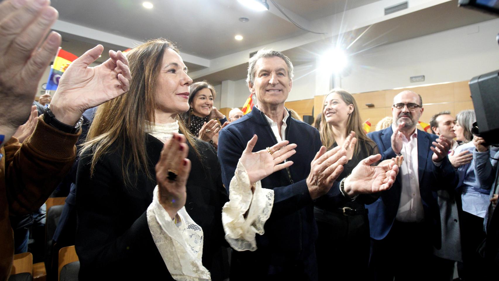 El presidente nacional del PP, Alberto Núñez Feijóo, participa en un acto público en la Casa de la Cultura en Ponferrada.