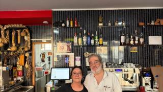 Luis y Marisol gestionan el restaurante 'El Cocinero' de Utebo.