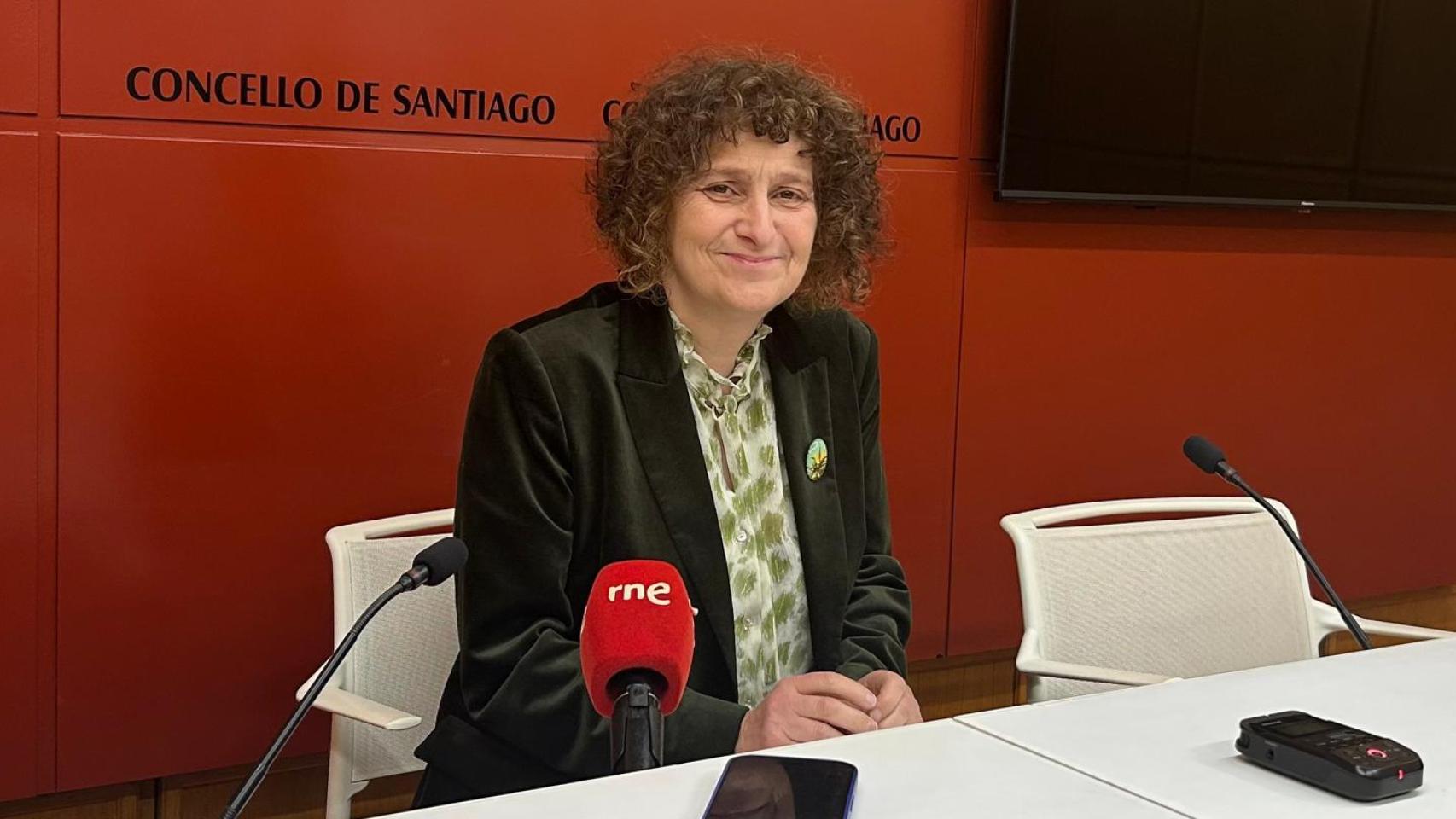 La alcaldesa de Santiago, Goretti Sanmartín, en rueda de prensa