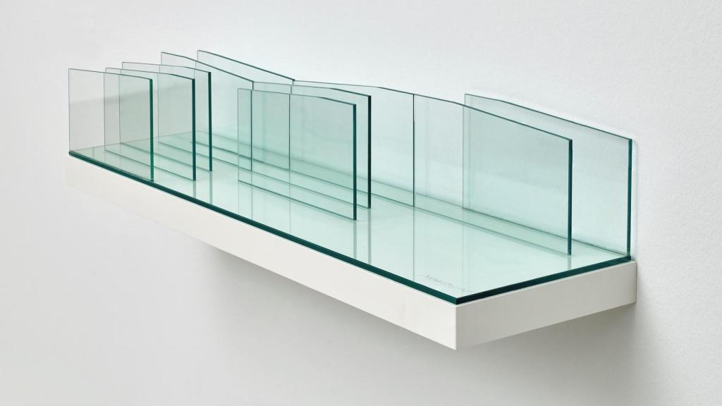 Elena Asins: 'Menhires', 2002. Foto: Artium Museoa