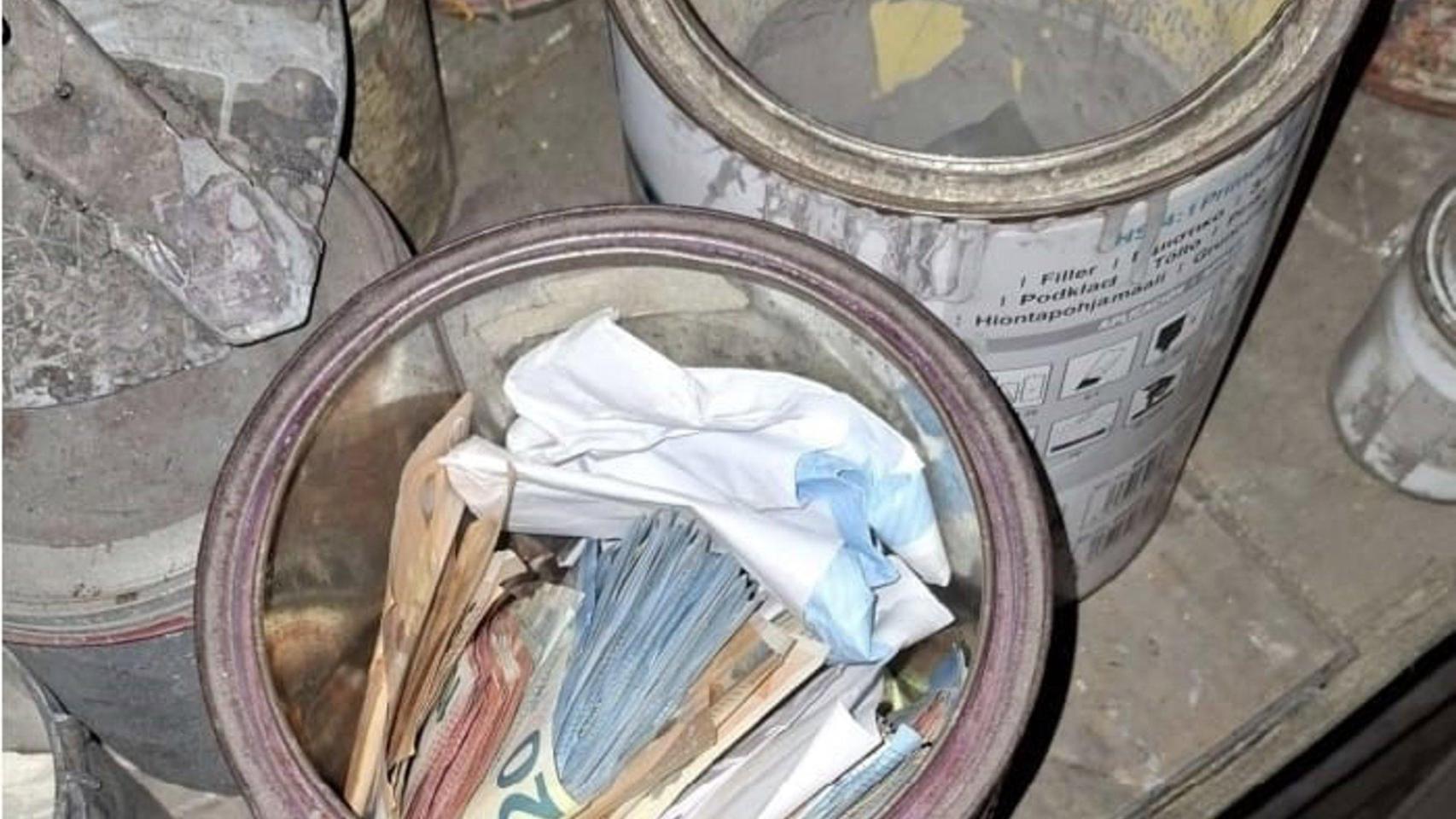 Dos detenidos en Tui al desmantelar un punto de venta de drogas en un establecimiento de automoción