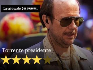 'Torrente presidente': Alec Baldwin de Trump y Kevin Spacey de rey en una gozosa parodia de la extrema derecha