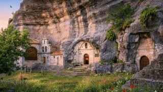 Visite las Cuevas de Ojo Guareña, situadas en la Merindad de Sotoscueva (Burgos).