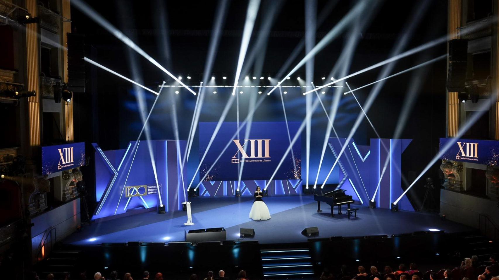 Comienza la gala de la XIII Edición de 'Las Top 100 Mujeres Líderes'.