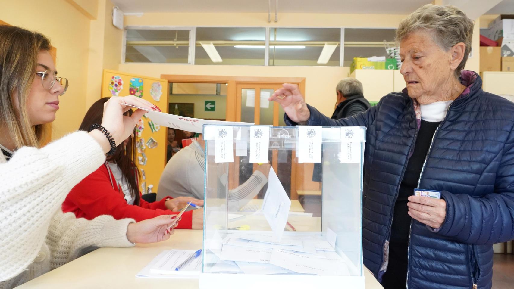 Jornada electoral en una foto de archivo
