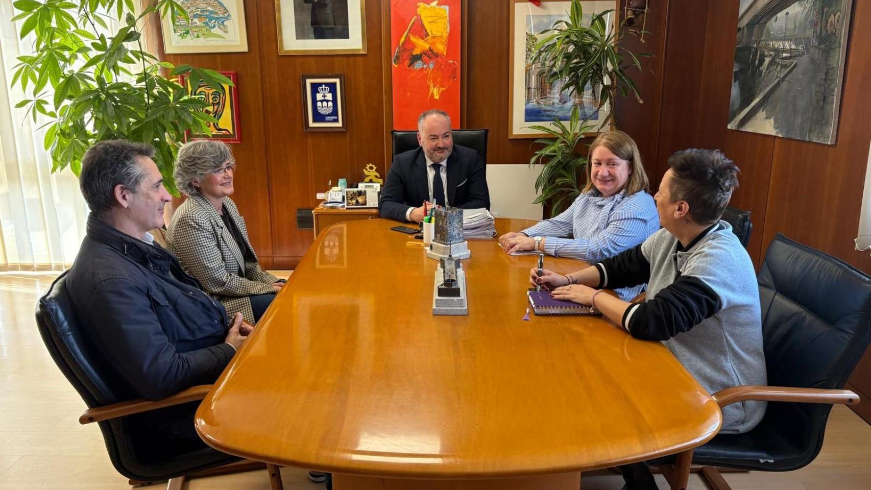 Culleredo (A Coruña) cede terreno a Aspanaes para construir un centro de apoyo a personas con autismo