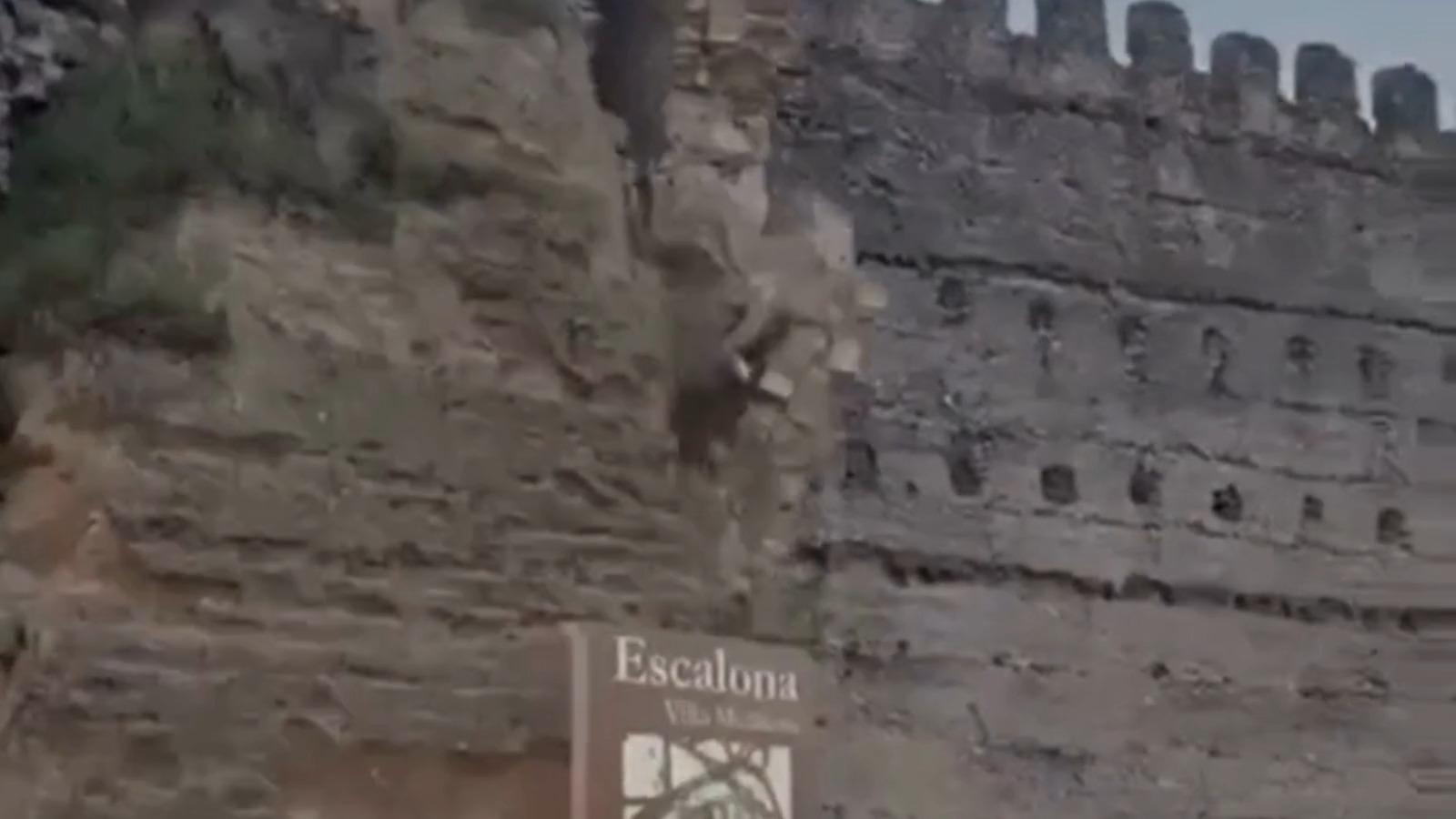 Derrumbe de una de las torres del castillo de Escalona (Toledo).