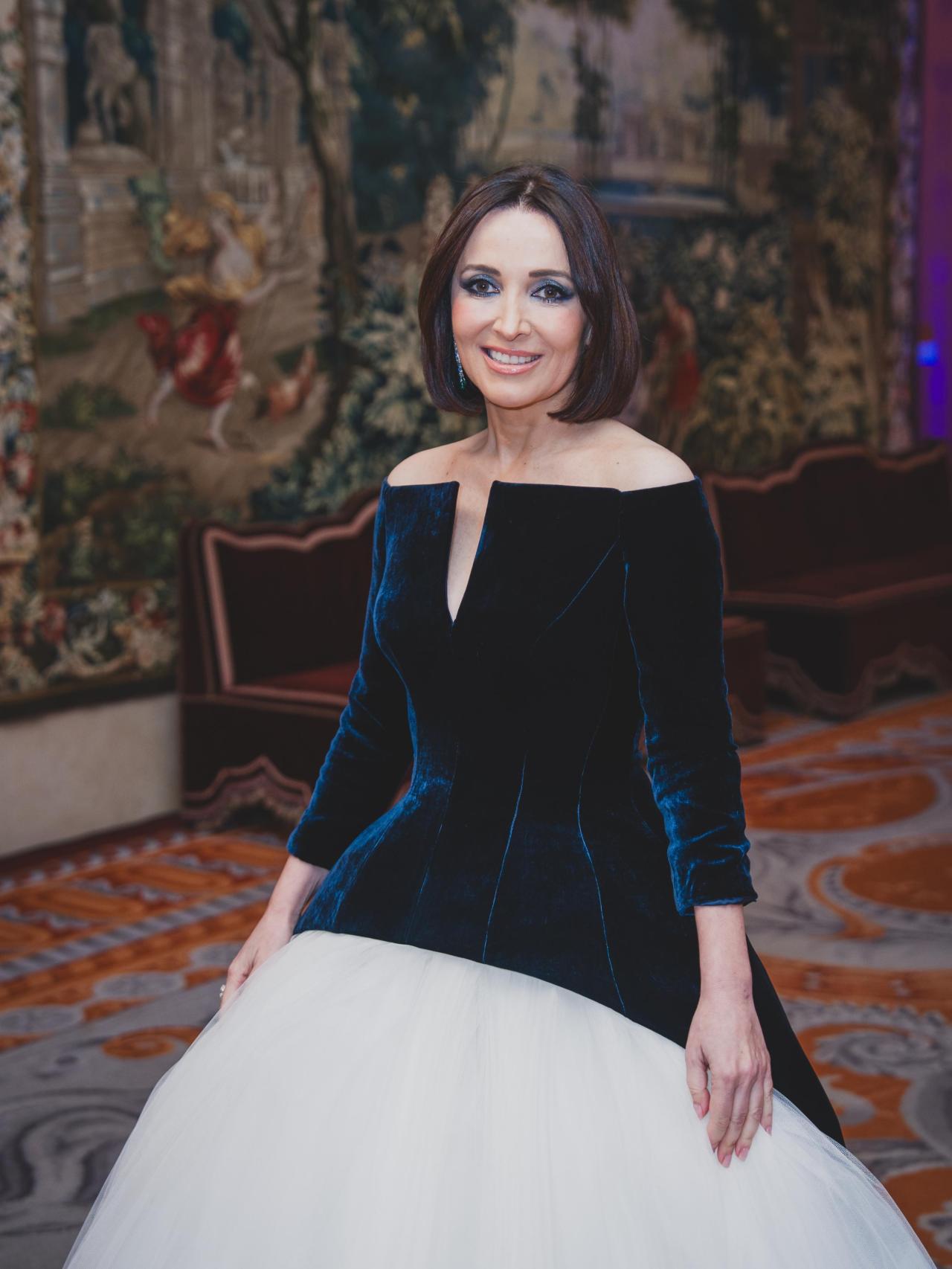 La vicepresidenta ejecutiva de EL ESPAÑOL y editora de Magas y Lifestyle en el Teatro Real luciendo el diseño de Pedro del Hierro y joyas de Cartier.