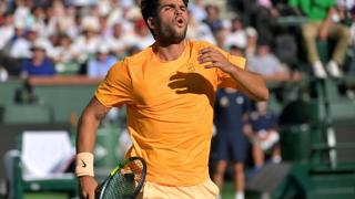 Carlos Alcaraz, durante su partido contra Daniil Medvedev, en las semifinales de Indian Wells.