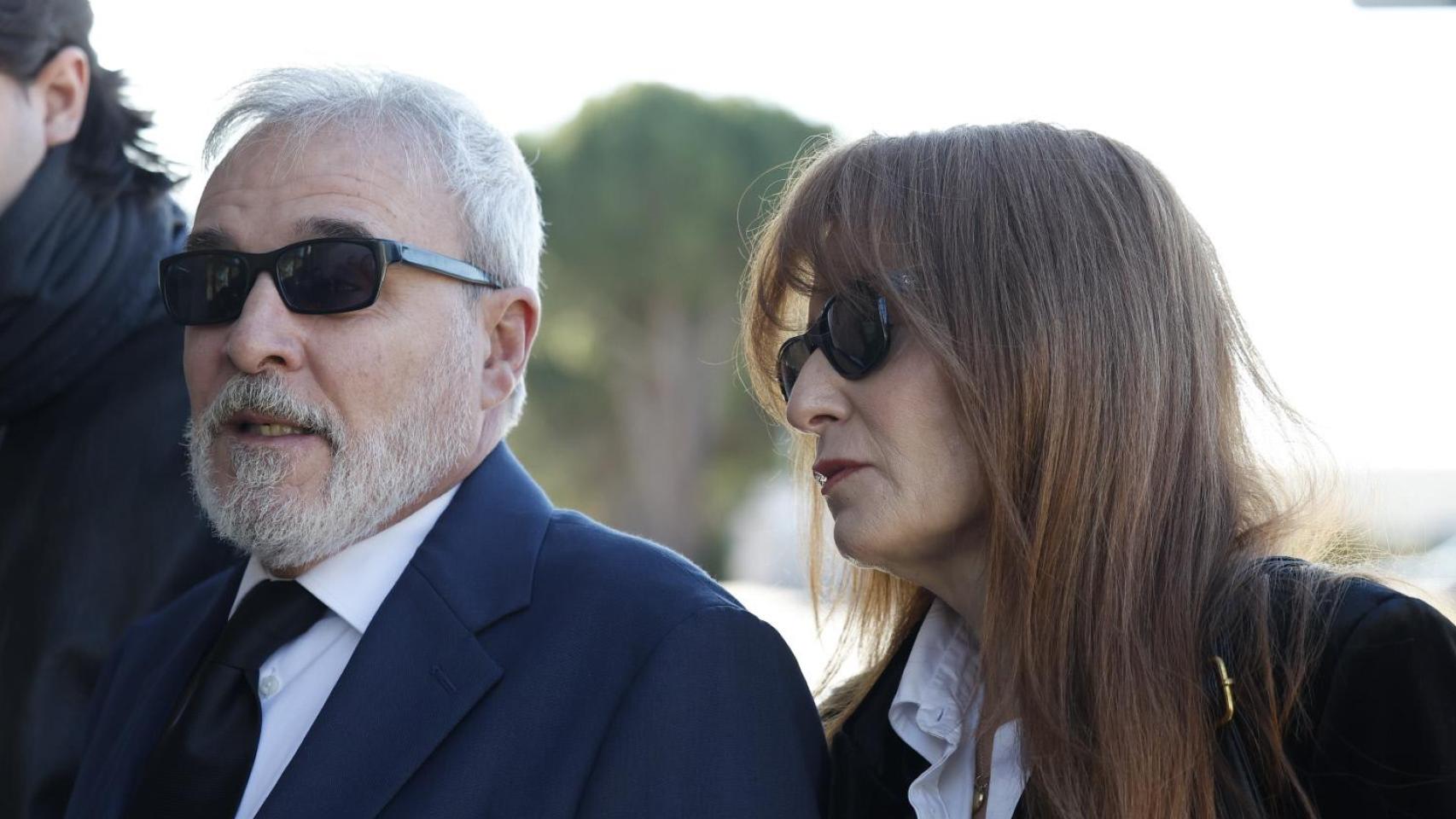 Fernando Guillén Cuervo, en la capilla ardiente de su madre, Gemma Cuervo.