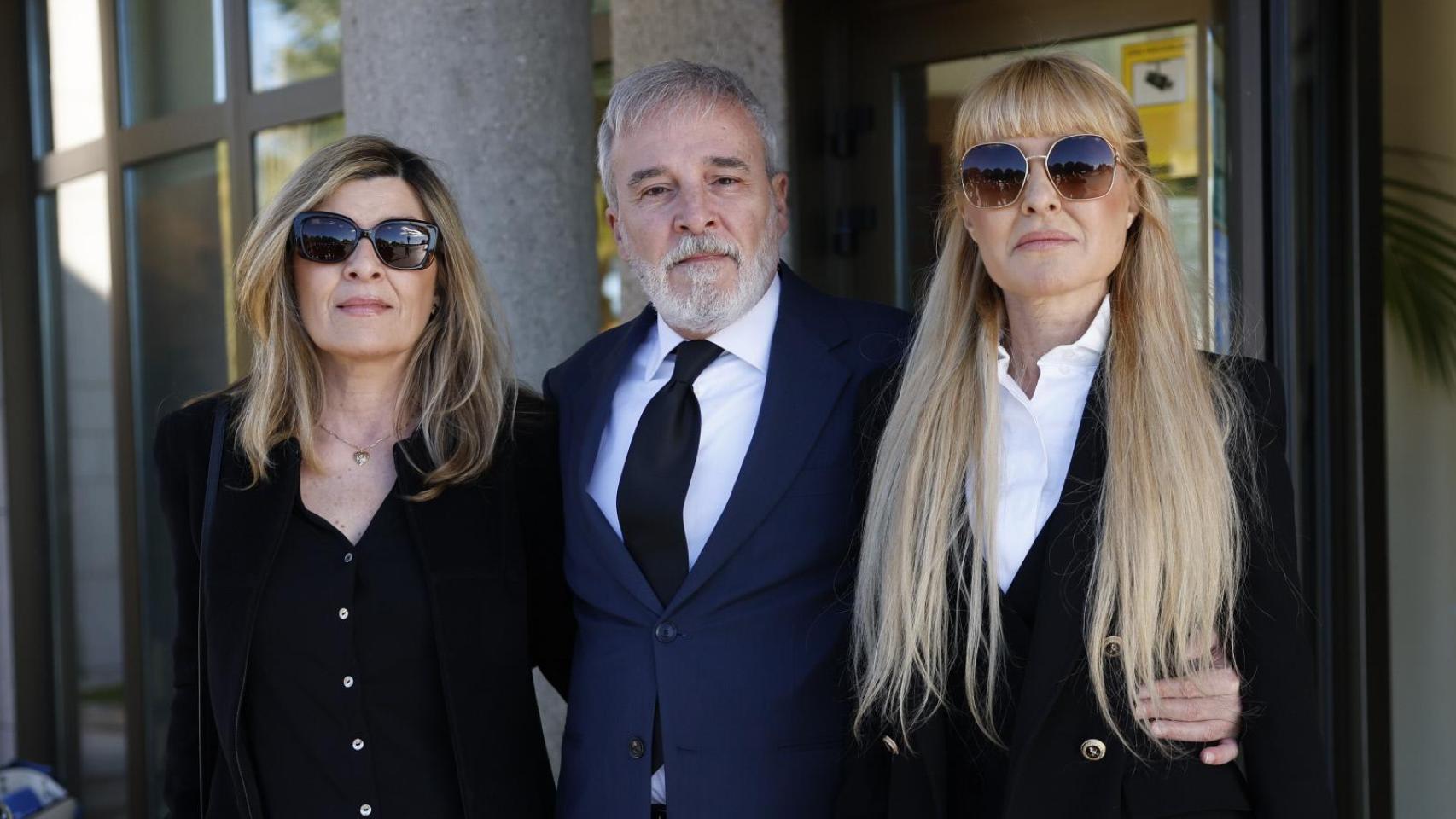 Cayetana Guillén Cuervo, en la capilla ardiente de su madre, Gemma Cuervo, fallecida el pasado 14 de marzo a los 91 años.