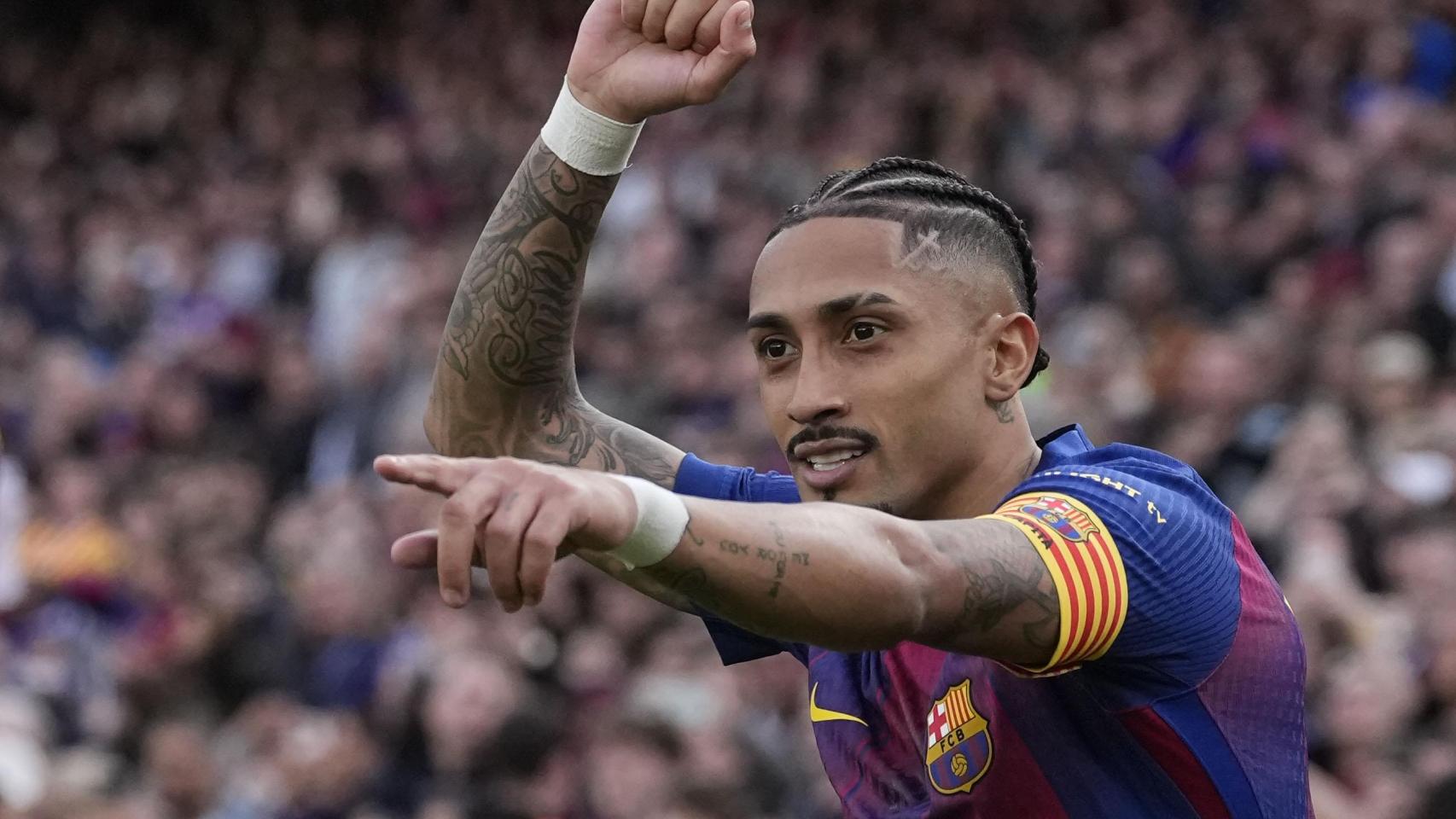 El Barça ‘vota’ por seguir líder de La Liga con una plácida goleada ante el Sevilla