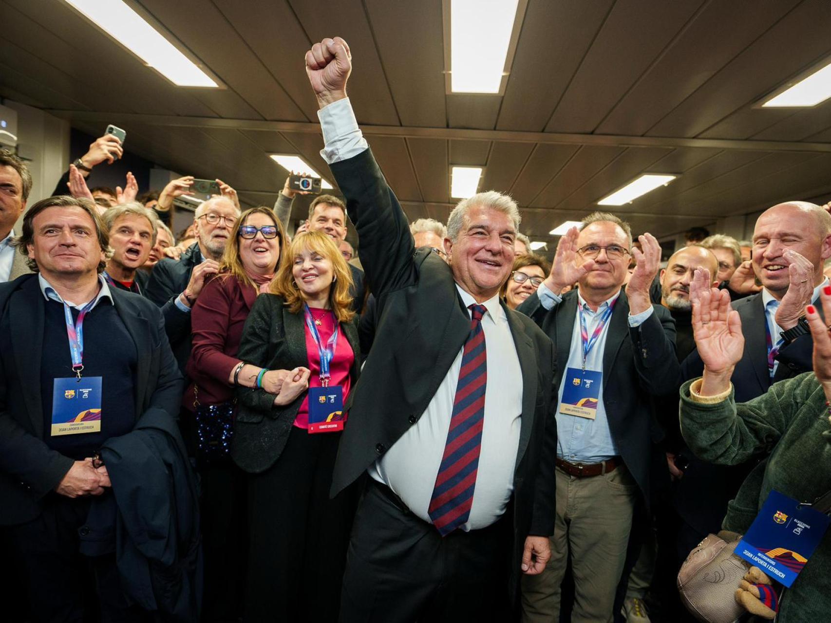 Joan Laporta, triunfal, en el momento de su reelección como presidente del FC Barcelona.