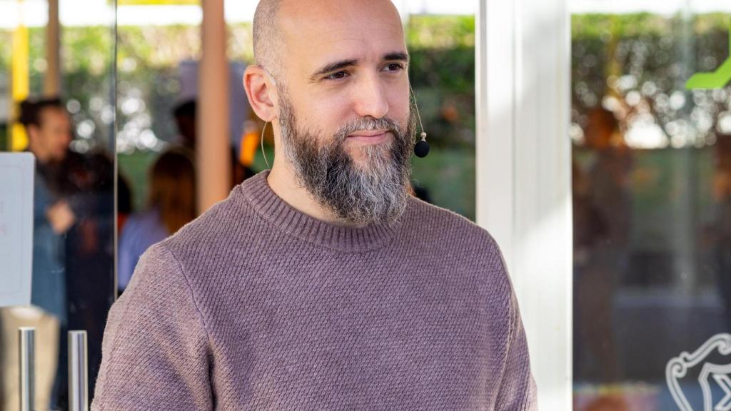 Jon Hernández es divulgador de IA.