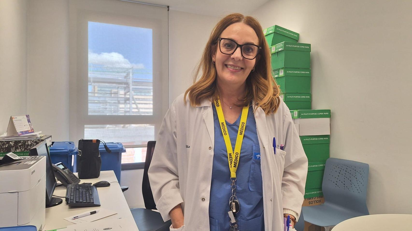 La dra. Hernández Cosido en su despacho del Hospital Clínico Universitario de Salamanca.