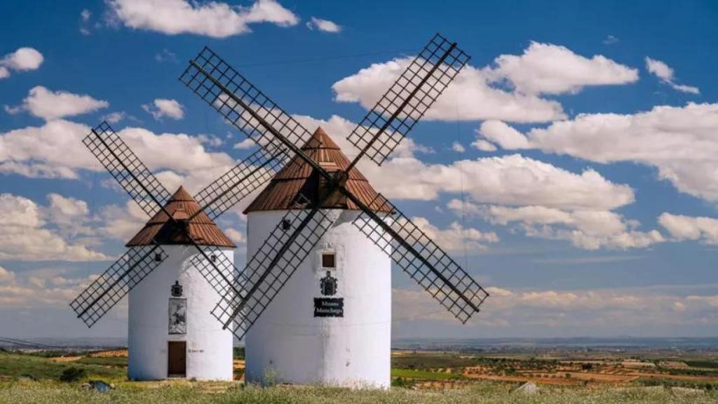 Molinos de viento de Mota del Cuervo (Cuenca).