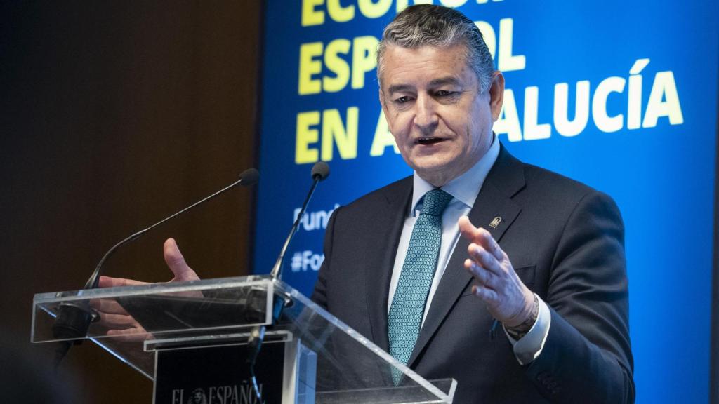 El consejero de Sanidad de Andalucía, Antonio Sanz, en el VI Foro Económico Español en Andalucía.