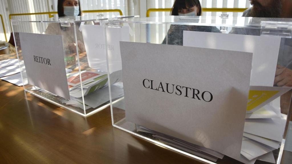 Sin sorpresas en las candidaturas a rector de la UVigo: Carmen García Mateo, Jacobo Porteiro y Belén Rubio