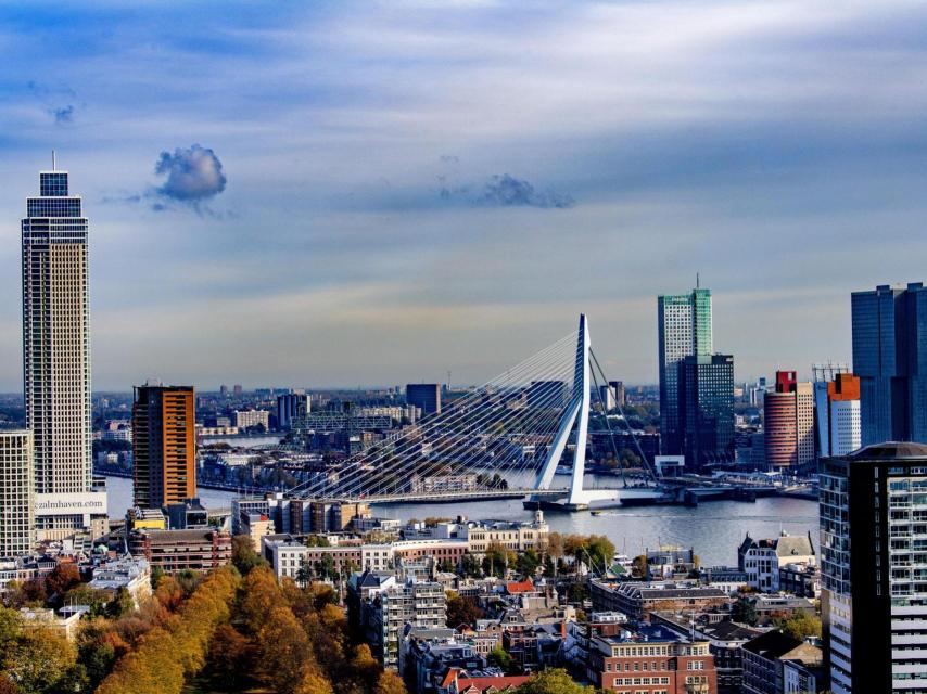 Skyline de Róterdam.