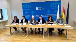 Firma del convenio entre el Hogar y Clínica San Rafael y la Xunta de Galicia