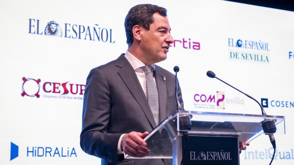 Juanma Moreno, presidente de la Junta de Andalucía, en el VI Foro Económico Español en Andalucía.