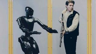 El robot humanoide Phantom MK-1 en una prueba.