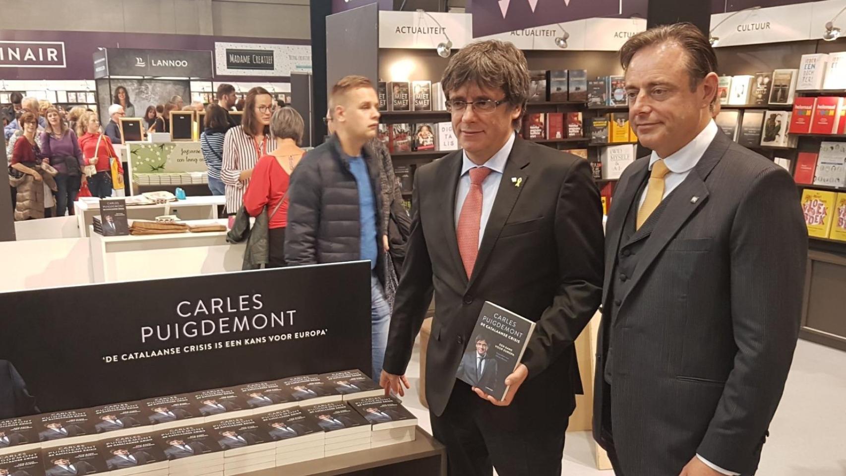 Críticas al primer ministro belga «amigo» de Puigdemont por pedir a la UE «normalizar» las relaciones con Rusia