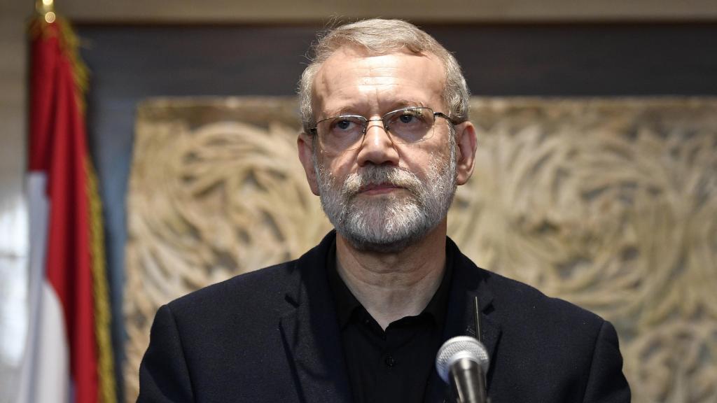 Ali Larijani, fotografiado en Beirut en 2024