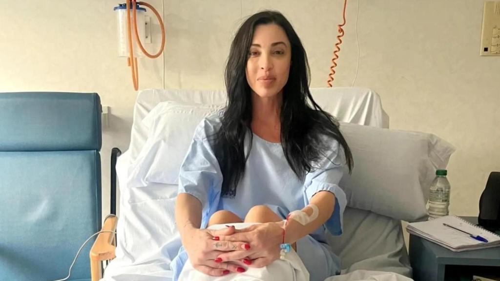 B Jones en el hospital.