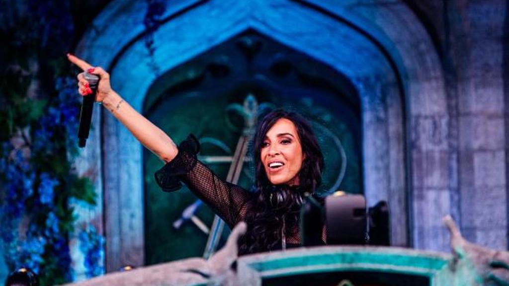 B Jones durante su actuación en el Tomorrowland Brasil 2024.