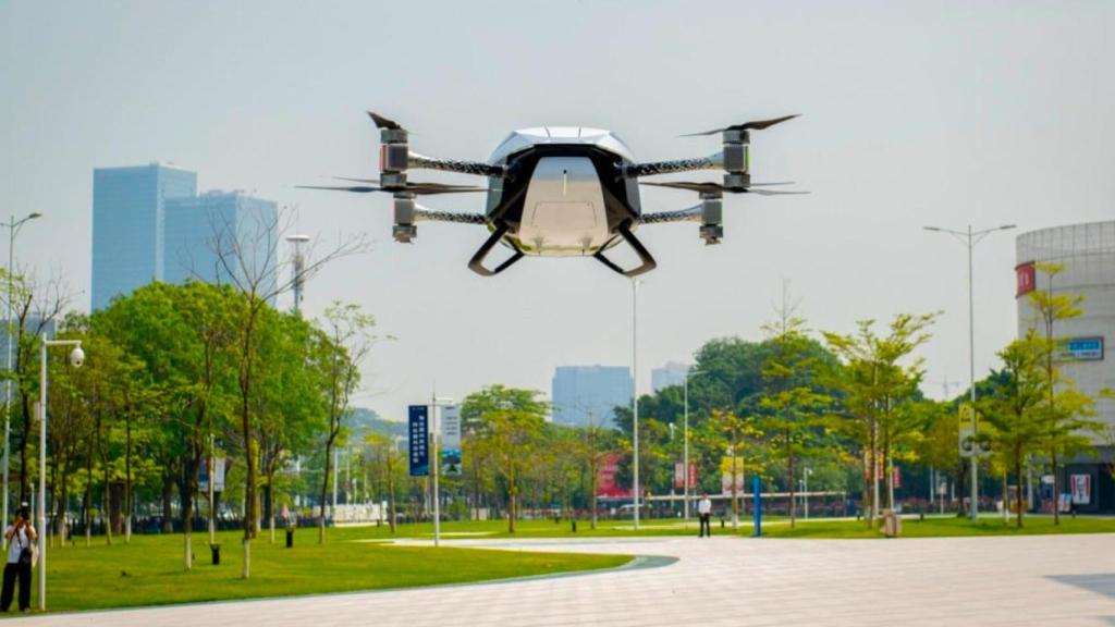 China cambia las normas: crea una ciudad del futuro con drones, IA y un 95% de coches eléctricos en menos de 50 años