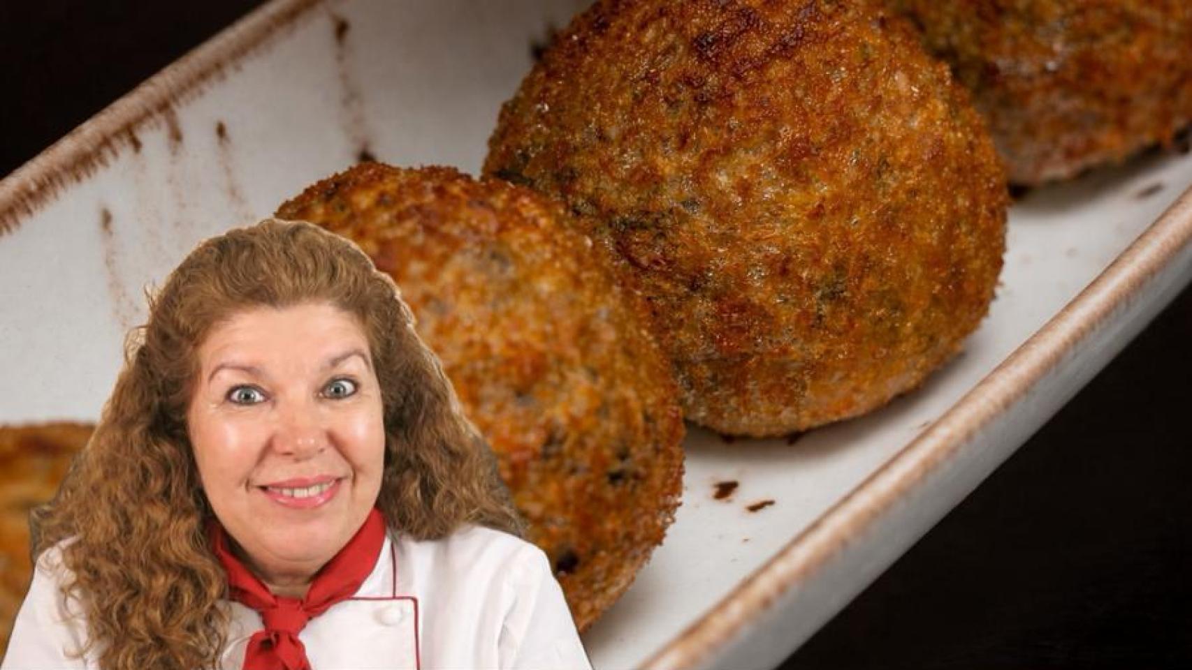 Carmen junto a un plato de croquetas.