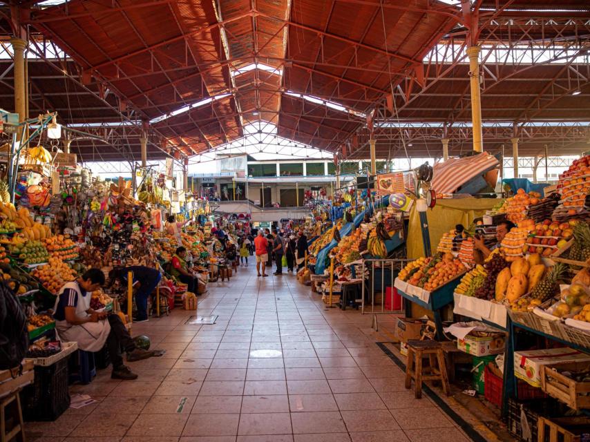 Mercado San Camilo en la ciudad de Arequipa.