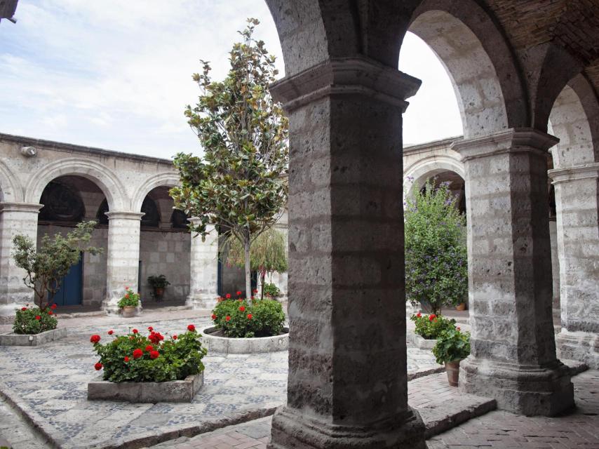 Claustro del convento de Santa Catalina, ciudad de Arequipa.