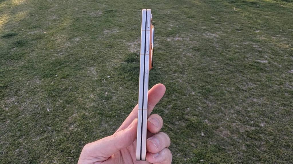 El Oppo Find N6.