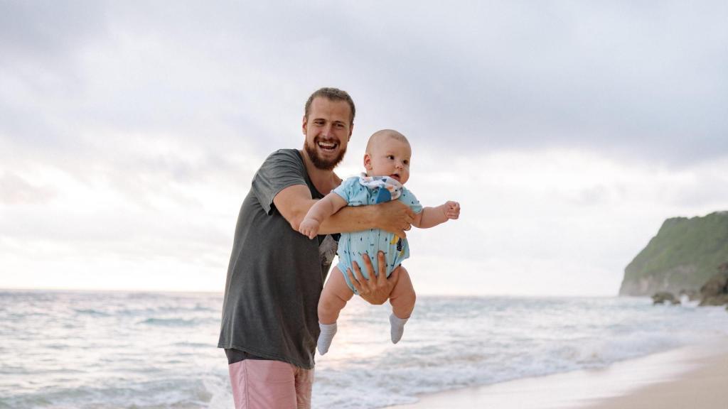 Padre e hijo en un día de vacaciones