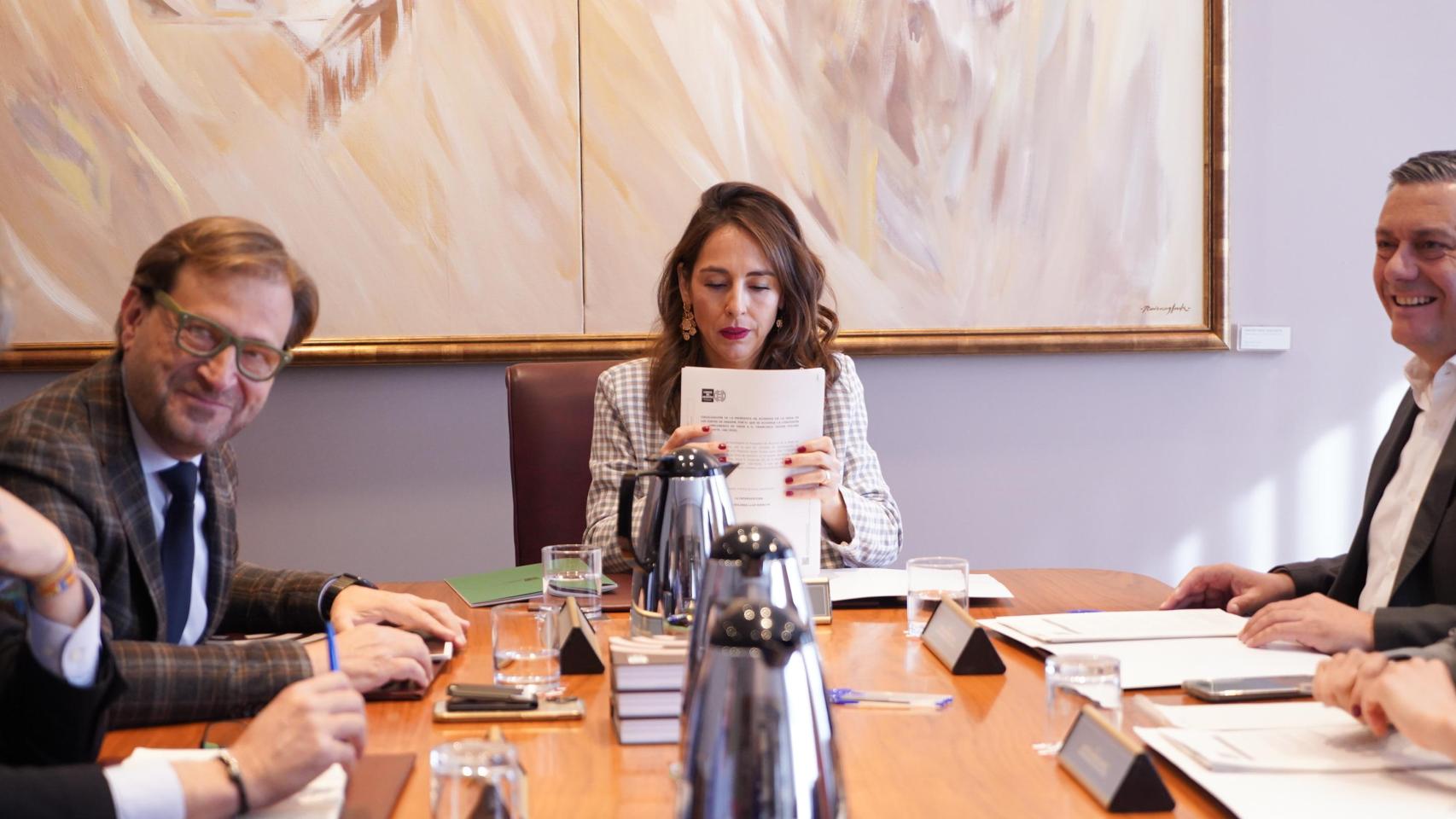 La presidenta de las Cortes, María Navarro, este miércoles en el Parlamento autonómico
