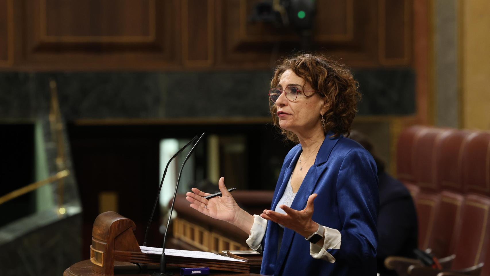 María Jesús Montero, vicepresidenta primera y ministra de Hacienda, en el Congreso.