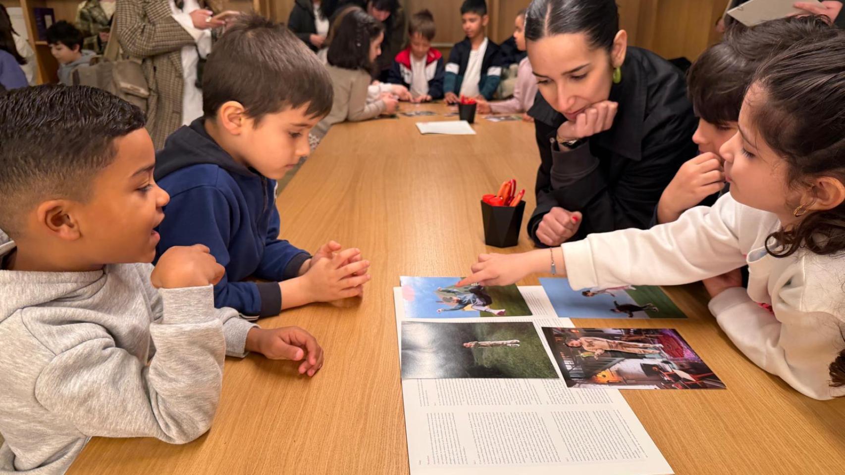 Alumnos del CEIP Wenceslao en uno de los programas educativos de la Fundación MOP