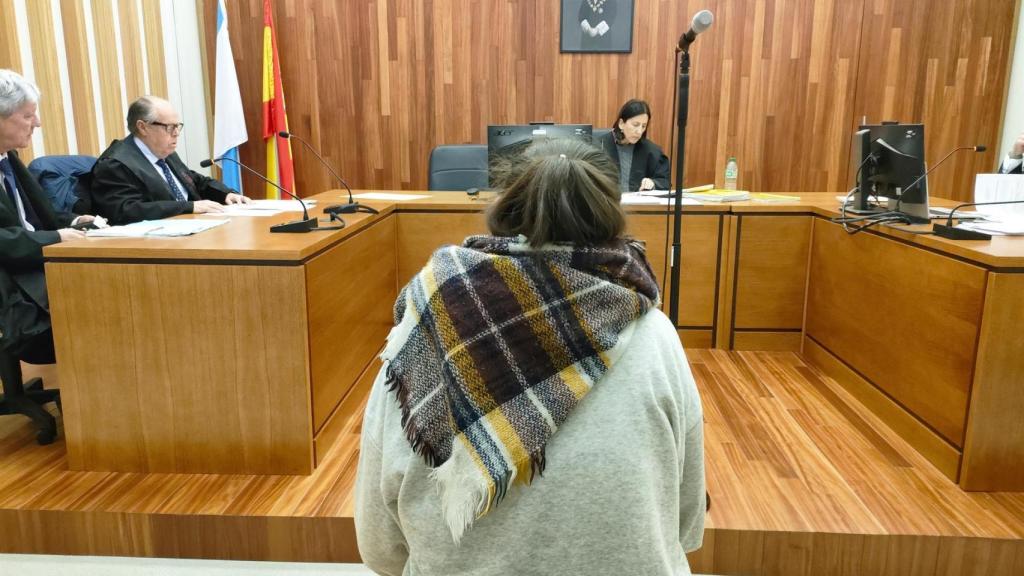 Una acusada de conducción temeraria en Vigo niega los hechos: Confundí el freno con el acelerador