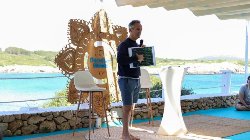 Marcos Martín, CEO de Decelera, durante el programa en Menorca.