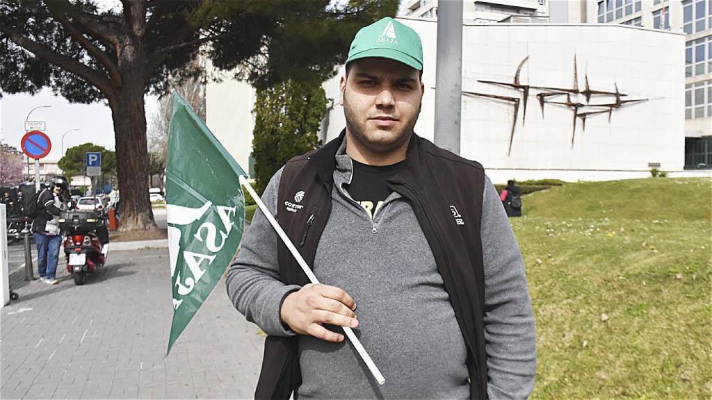 Diego durante la manifestación.