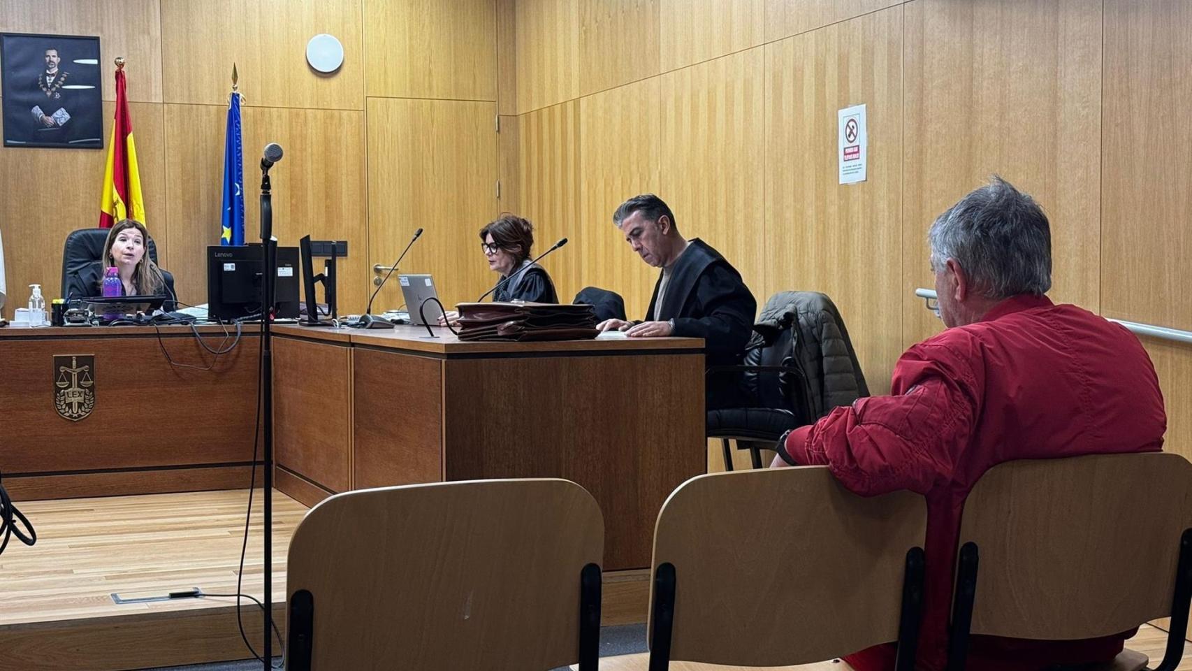 Una multa de 840 euros por atropellar a una menor de 15 años en un paso de cebra en Verín (Ourense)