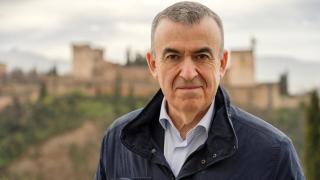 El escritor Lorenzo Silva en Granada. Foto: Carlos Ruiz B.K.