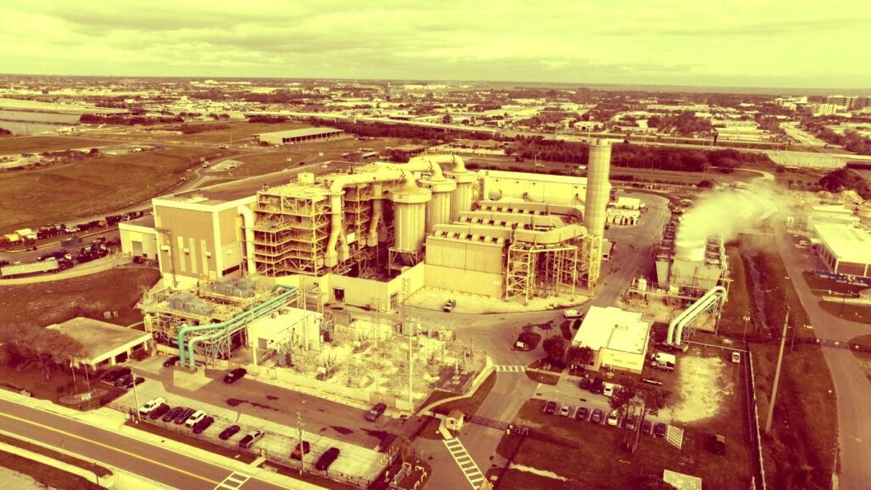 Vista aérea planta energética.