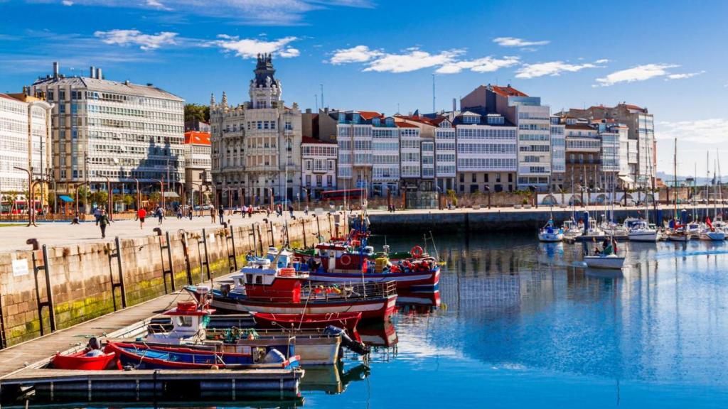 Vista del paseo marítimo de La Coruña.