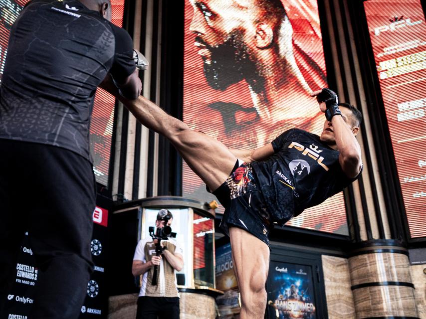 Costello van Steenis, en acción durante el open workout previo a PFL Madrid