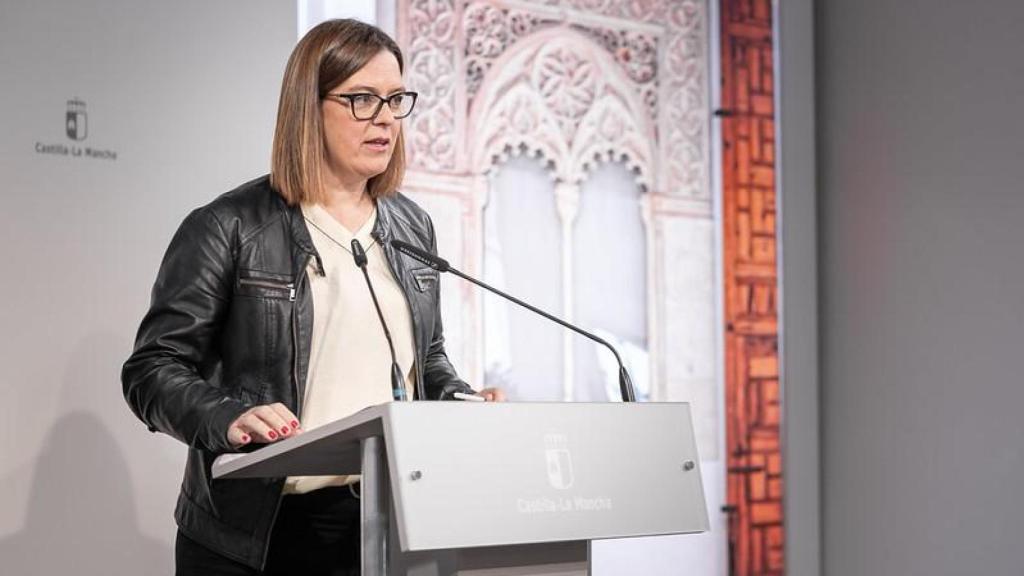 Esther Padilla, consejera portavoz del Gobierno de Castilla-La Mancha, en rueda de prensa.